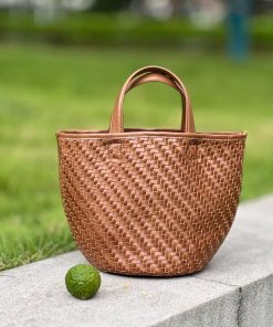 C 8893276 handbag